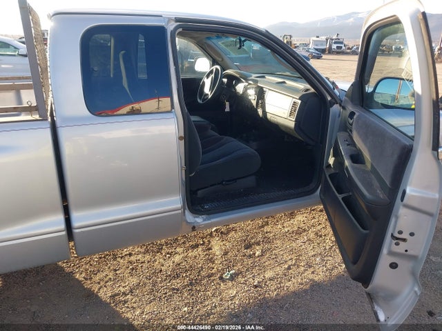 44426490 :رقم المزاد ، 1B7GG22X31S115908 vin ، 2001 Dodge Dakota Slt/sport مزاد بيع