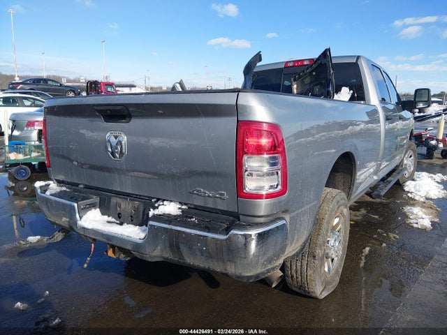44426491 :رقم المزاد ، 3C6UR5HL7PG504139 vin ، 2023 Ram 2500 Tradesman  4x4 8' Box مزاد بيع