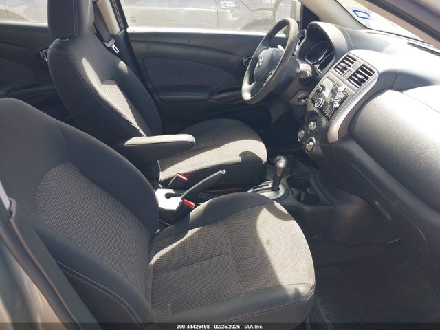 3N1CN7AP4EL800123 Nissan Versa 1.6 Sv