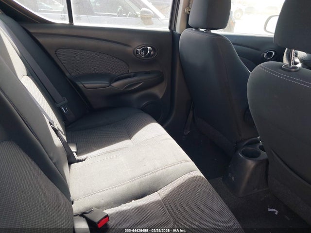 3N1CN7AP4EL800123 Nissan Versa 1.6 Sv