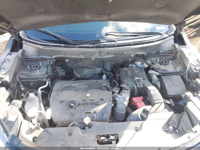 JA4ARUAUXNU011701 Mitsubishi Outlander Sport 2.0 Se Awc