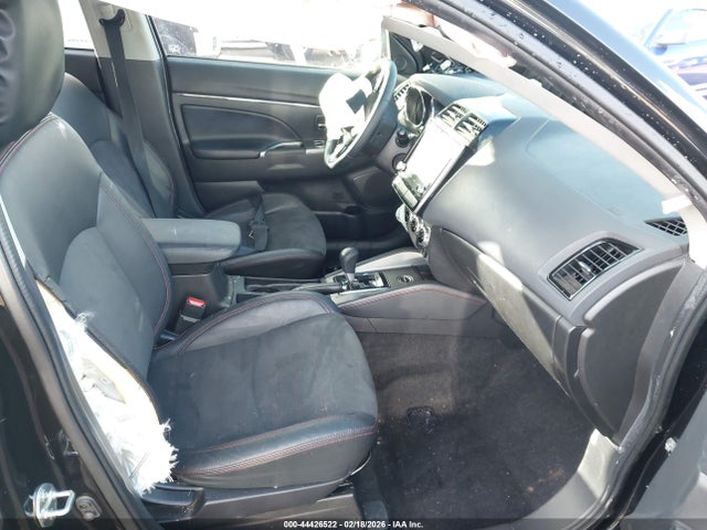 JA4ARUAUXNU011701 Mitsubishi Outlander Sport 2.0 Se Awc