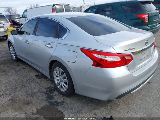 2016 NISSAN ALTIMA 1N4AL3AP4GC137370 Photo 2