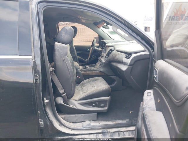 1GNSKBKC4KR363235 Chevrolet Tahoe Lt