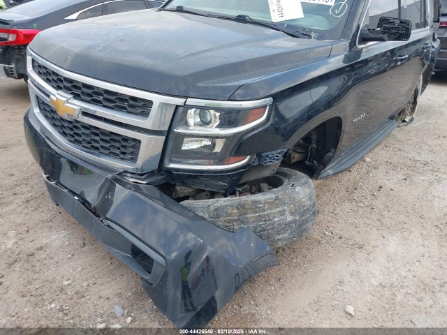 1GNSKBKC4KR363235 Chevrolet Tahoe Lt