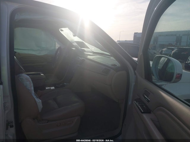 2014 CADILLAC ESCALADE 1GYS3CEFXER109710 Photo 4