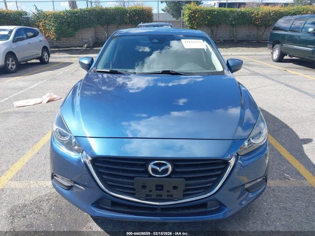 3MZBN1L36JM246469 Mazda Mazda3 Touring