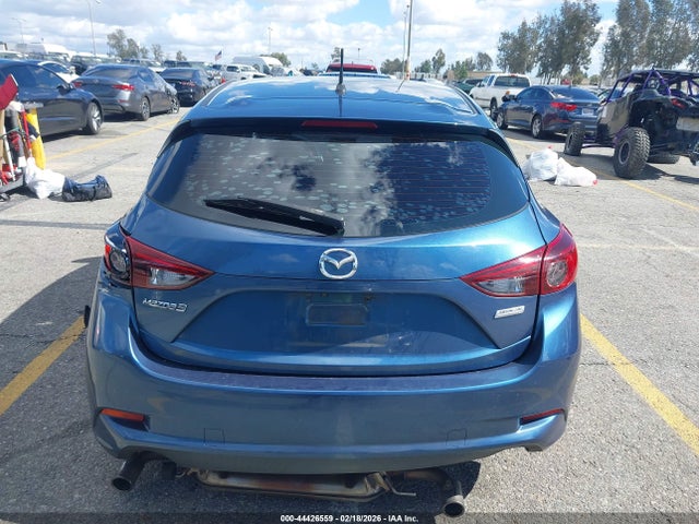 3MZBN1L36JM246469 Mazda Mazda3 Touring