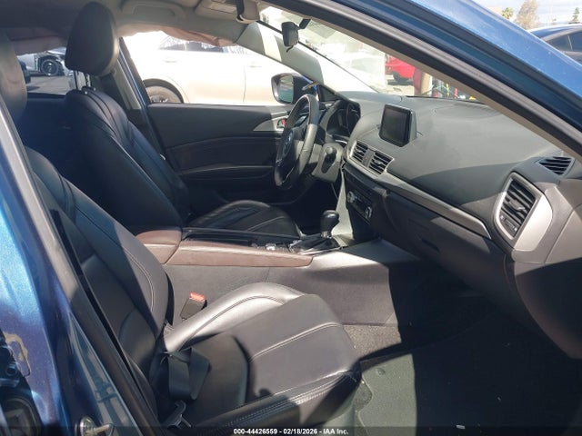 3MZBN1L36JM246469 Mazda Mazda3 Touring