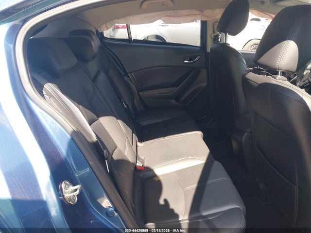 3MZBN1L36JM246469 Mazda Mazda3 Touring
