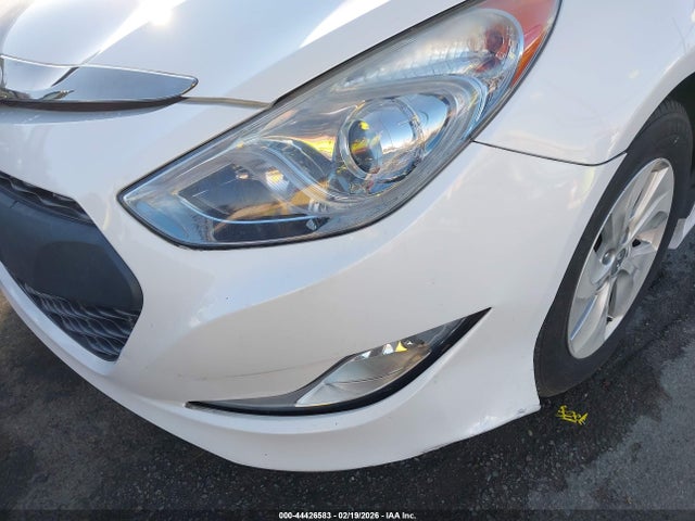 Hyundai SONATA HYBRID 2015 KMHEC4A48FA122013 Image 12