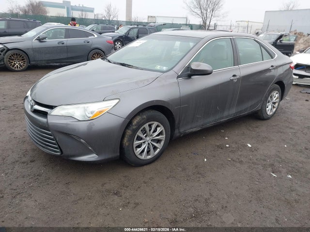 4T4BF1FK3FR452906 Toyota CAMRY LE