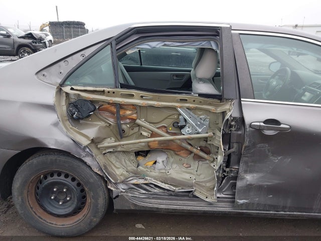 4T4BF1FK3FR452906 Toyota CAMRY LE