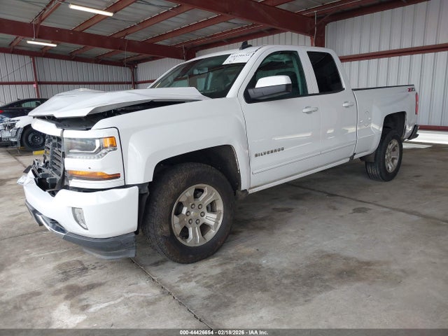 1GCVKREC5JZ159102 Chevrolet Silverado 1500 2lt