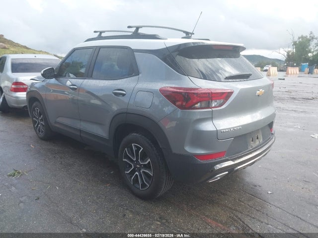 2023 CHEVROLET TRAILBLAZER KL79MVSLXPB123381 Photo 2