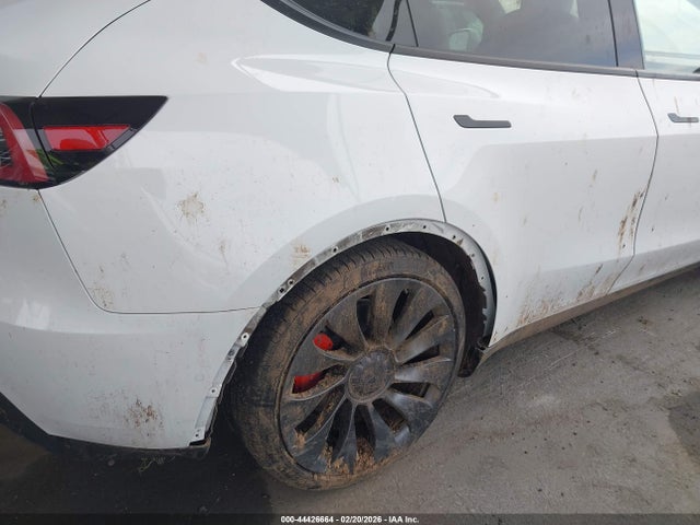 2022 TESLA MODEL Y 7SAYGDEF5NF410534 Photo 5