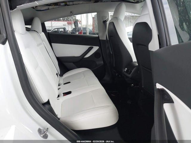 2022 TESLA MODEL Y 7SAYGDEF5NF410534 Photo 7