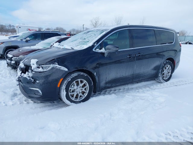 2025 CHRYSLER PACIFICA 2C4RC1BG9SR600913 Photo 1