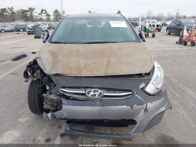 KMHCT4AE4HU318015 Hyundai ACCENT SE