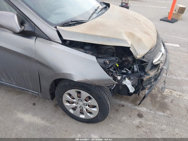 KMHCT4AE4HU318015 Hyundai ACCENT SE