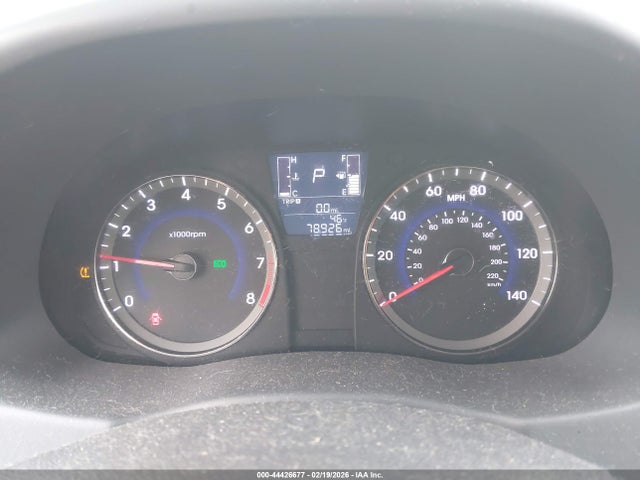 KMHCT4AE4HU318015 Hyundai ACCENT SE