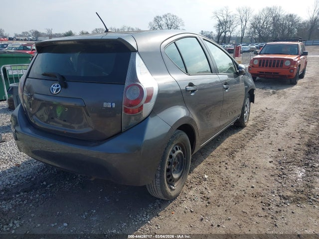 2014 TOYOTA PRIUS C JTDKDTB35E1067829 Photo 3