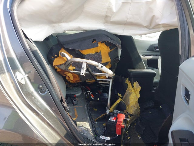 2014 TOYOTA PRIUS C JTDKDTB35E1067829 Photo 7