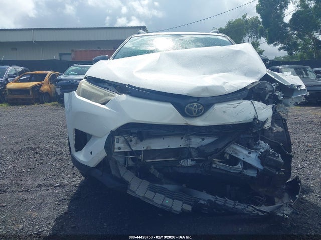 JTMJFREV3GJ068812 Toyota RAV4 SE