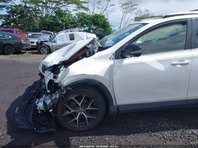 JTMJFREV3GJ068812 Toyota RAV4 SE