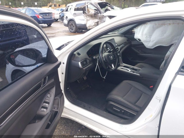 1HGCV3F27NA036182 Honda Accord Hybrid Sport