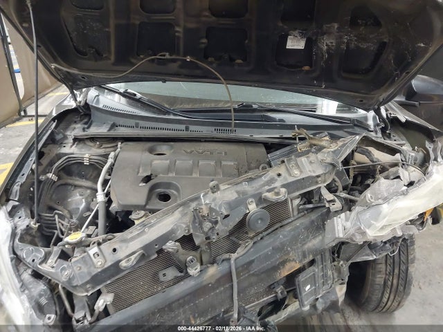 2T1BURHE5HC792598 Toyota COROLLA LE