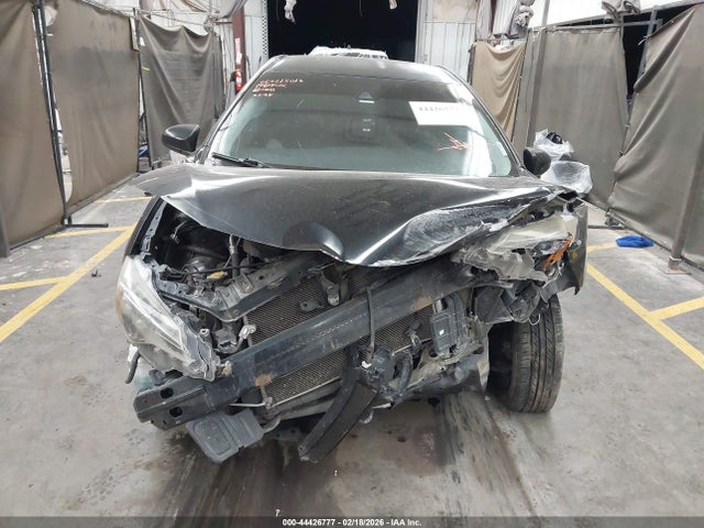2T1BURHE5HC792598 Toyota COROLLA LE