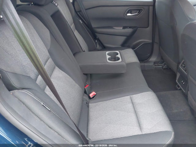 5N1BT3BA9RC684769 Nissan Rogue Sv Fwd