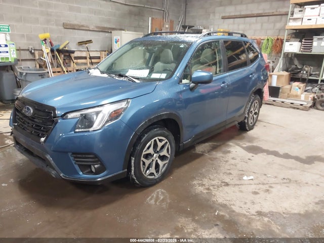 44426808 :رقم المزاد ، JF2SKADC6PH504370 vin ، 2023 Subaru Forester Premium مزاد بيع