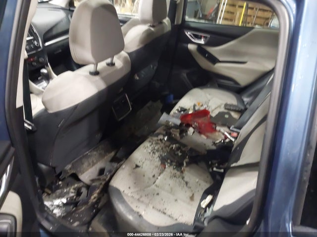 44426808 :رقم المزاد ، JF2SKADC6PH504370 vin ، 2023 Subaru Forester Premium مزاد بيع