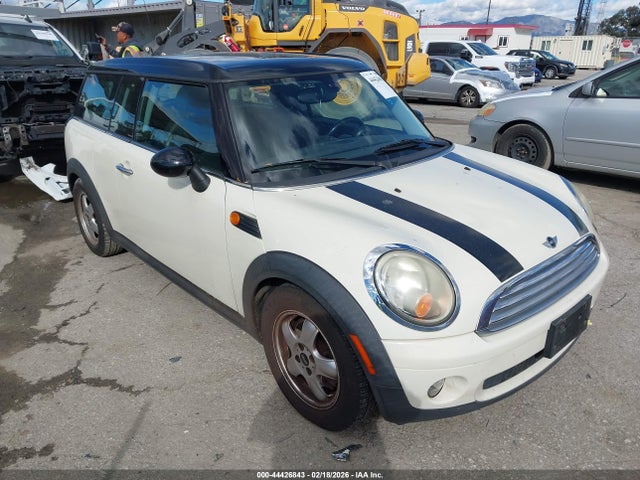 2009 MINI COOPER CLUBMAN WMWML33589TP98953