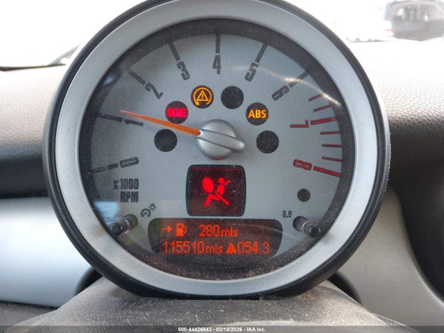 2009 MINI COOPER CLUBMAN WMWML33589TP98953 Photo 6