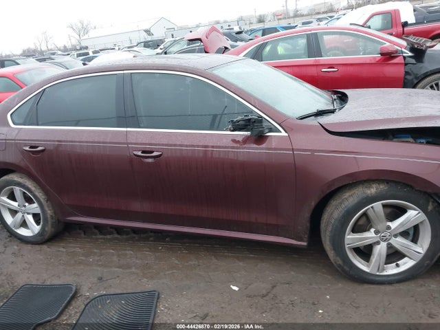 2012 Volkswagen Passat 2.5l Se მანქანა იყიდება აუქციონზე, vin: 1VWBP7A3XCC055352, აუქციონის ნომერი: 44426870