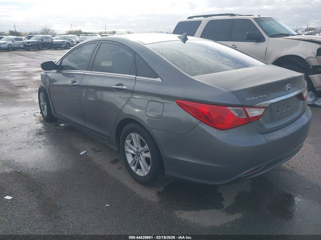 Продажа на аукционе авто 2012 Hyundai Sonata Gls, vin: 5NPEB4AC4CH380838, номер лота: 44426901