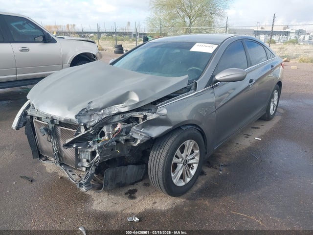 Продажа на аукционе авто 2012 Hyundai Sonata Gls, vin: 5NPEB4AC4CH380838, номер лота: 44426901