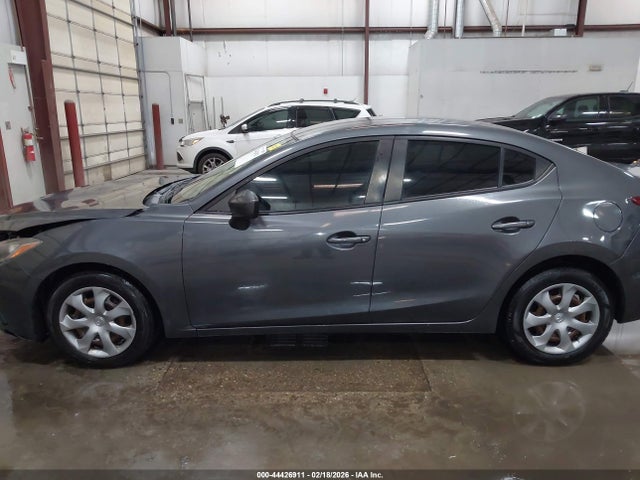 JM1BM1T72G1314331 Mazda Mazda3 I Sport