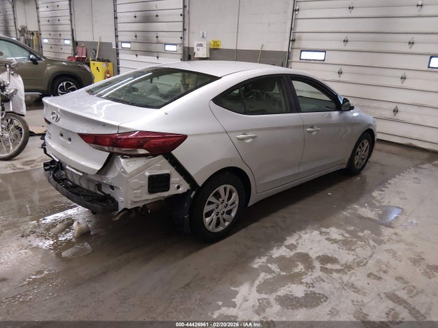 2018 HYUNDAI ELANTRA KMHD74LF9JU609324 Photo 3