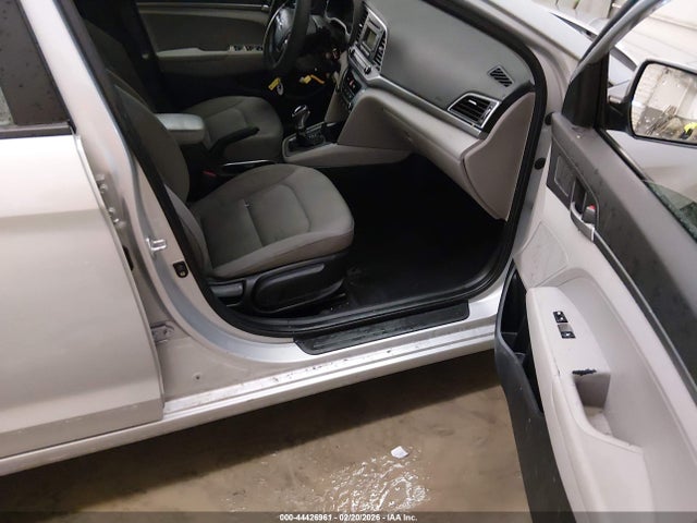 2018 HYUNDAI ELANTRA KMHD74LF9JU609324 Photo 4