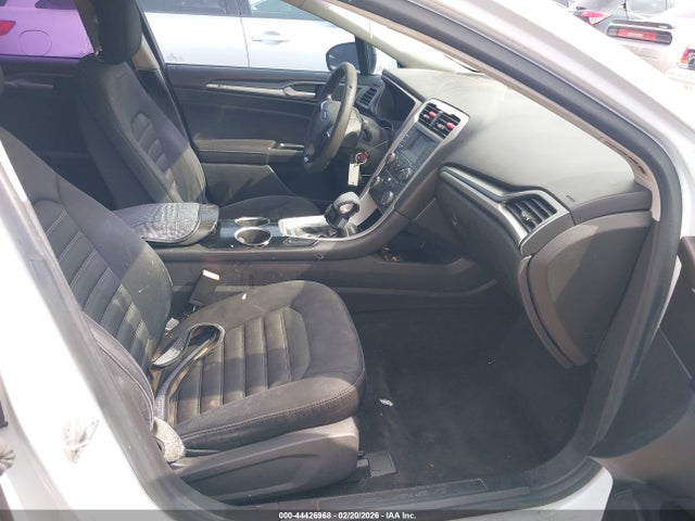 3FA6P0H78ER138132 Ford FUSION SE