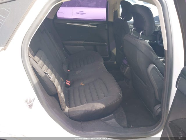 3FA6P0H78ER138132 Ford FUSION SE
