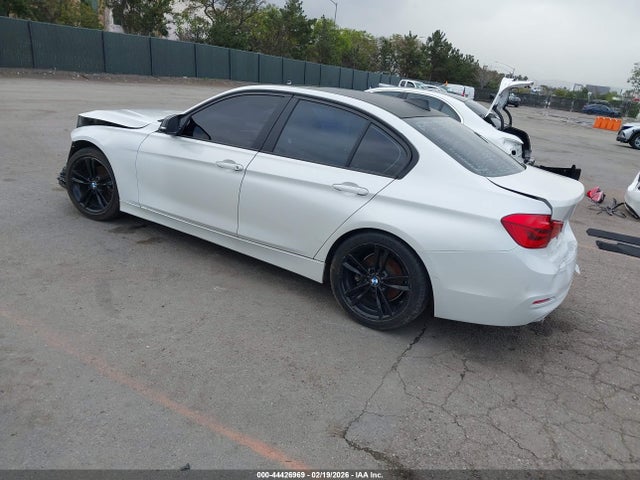 BMW 320i 2016 WBA8A9C56GK617541 Image 3