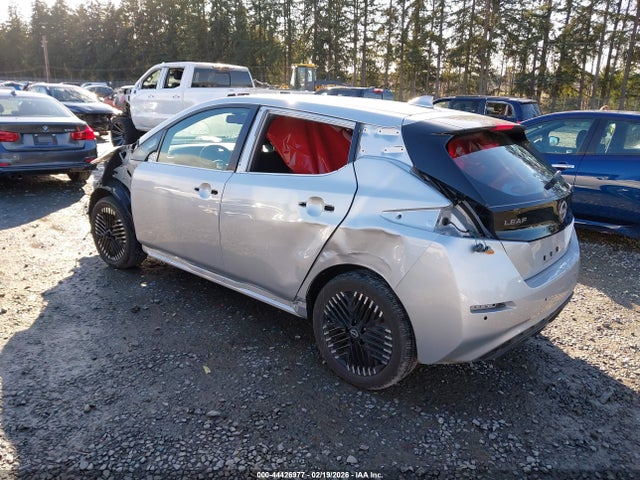 2024 NISSAN LEAF 1N4CZ1CV2RC551743 Photo 2