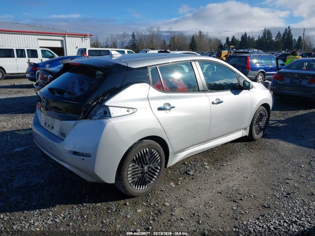 2024 NISSAN LEAF 1N4CZ1CV2RC551743 Photo 3