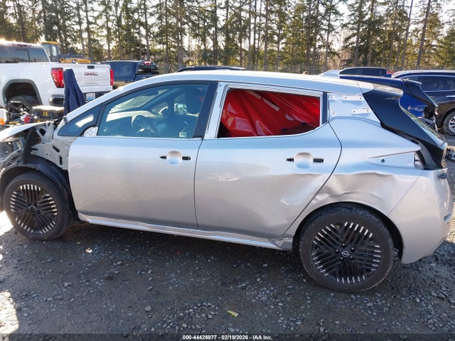 2024 NISSAN LEAF 1N4CZ1CV2RC551743 Photo 5