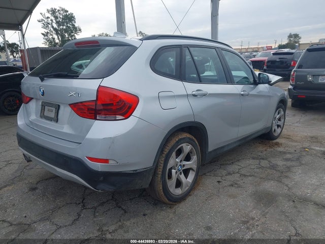 BMW X1 Sdrive28i 2014 WBAVM1C57EVW49602 Image 4